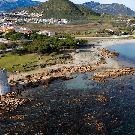 Zentral By Interhome * La Caletta