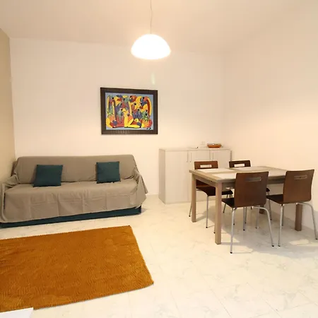 Zentral By Interhome *