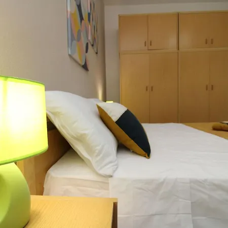 Zentral By Interhome * La Caletta